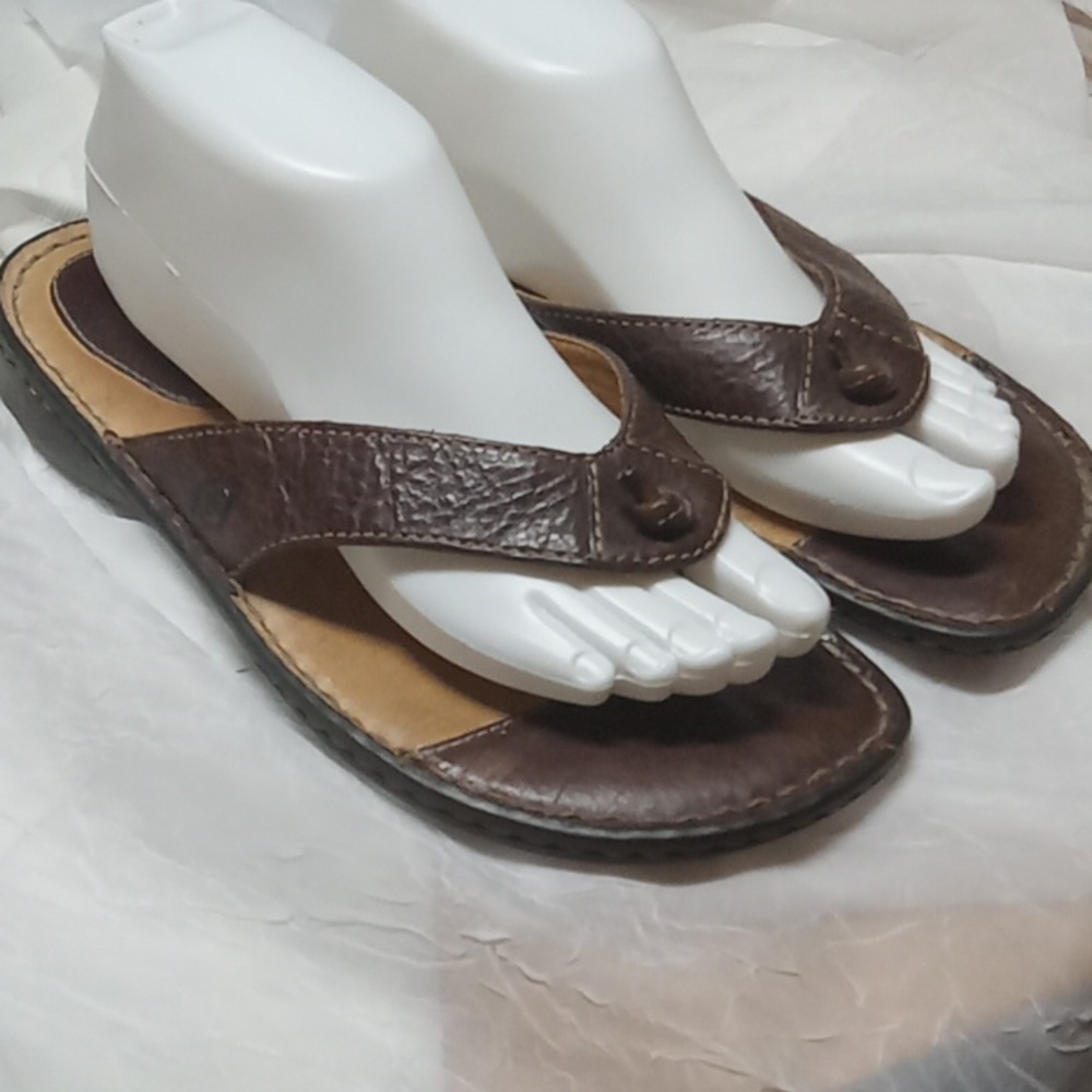 Born women's brown leather sandals size 8